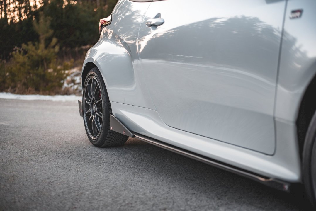 MAXTON DESIGN SIDE SKIRTS DIFFUSERS (+FLAPS) V2 TOYOTA GR YARIS MK4 (2020-) - Ghost Developments